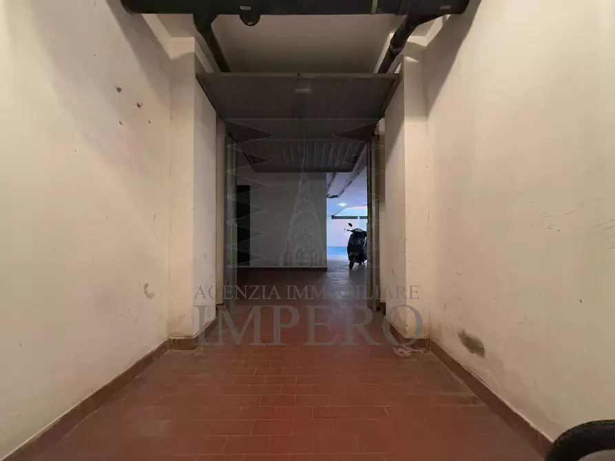 Immagine 5 di Garage in vendita  in Passeggiata Trento e Trieste 43 a Ventimiglia