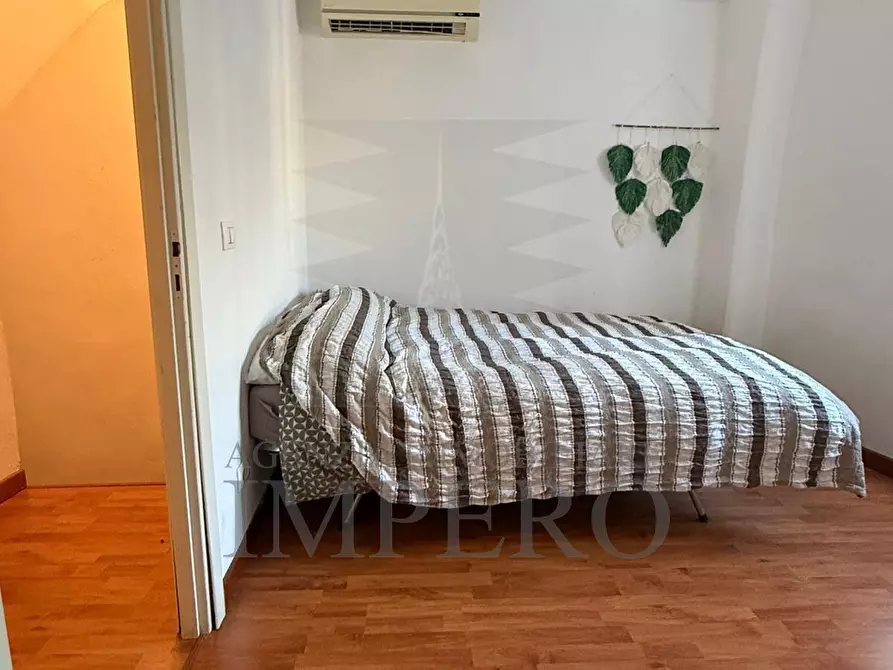 Immagine 12 di Pentalocale in vendita  in Piazza del Canto 6 a Ventimiglia