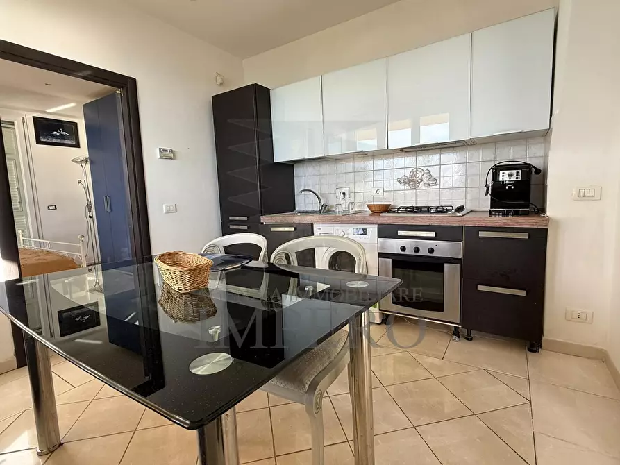 Immagine 7 di Bilocale in vendita  in Via Alpe Summa 5 a Ventimiglia