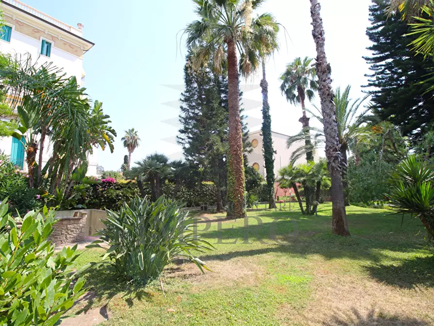 Immagine 47 di Pentalocale in vendita  in Via Galileo Galilei 3 a Bordighera