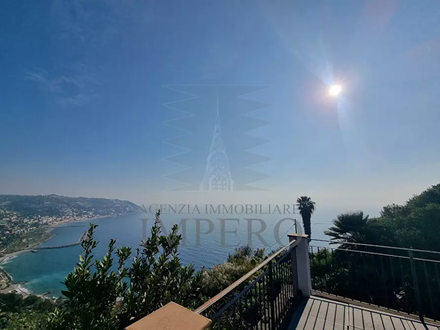 Immagine 50 di Villa in vendita  in Strada Curtasse 14 a Bordighera
