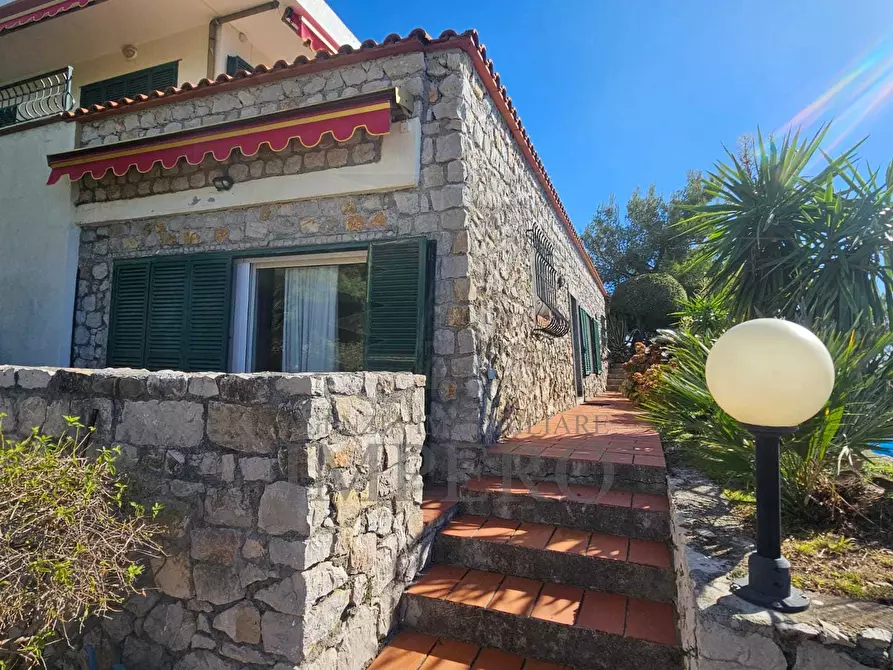 Immagine 31 di Villa in vendita  in Via Woronof a Ventimiglia
