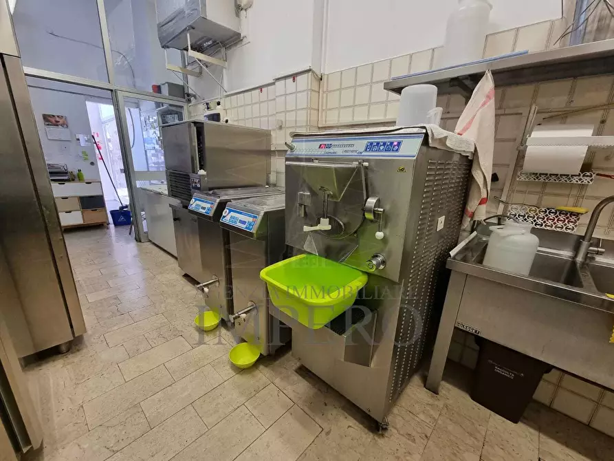 Immagine 25 di Bar / Ristorante in vendita  in Via Roma 28/c a Ventimiglia