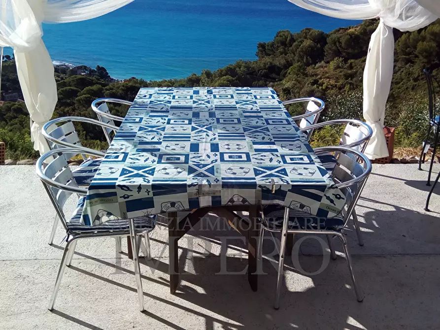 Immagine 54 di Villa in vendita  in Corso Francia 108 a Ventimiglia