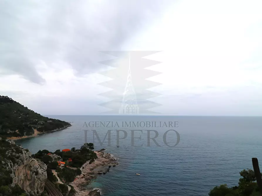 Immagine 4 di Porzione di casa in vendita  in Corso Mentone 81 a Ventimiglia