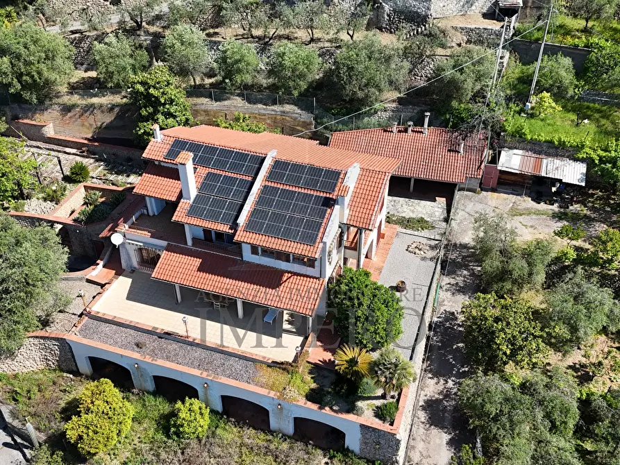 Immagine 42 di Villa in vendita  in Via Nappio 24 a Ventimiglia