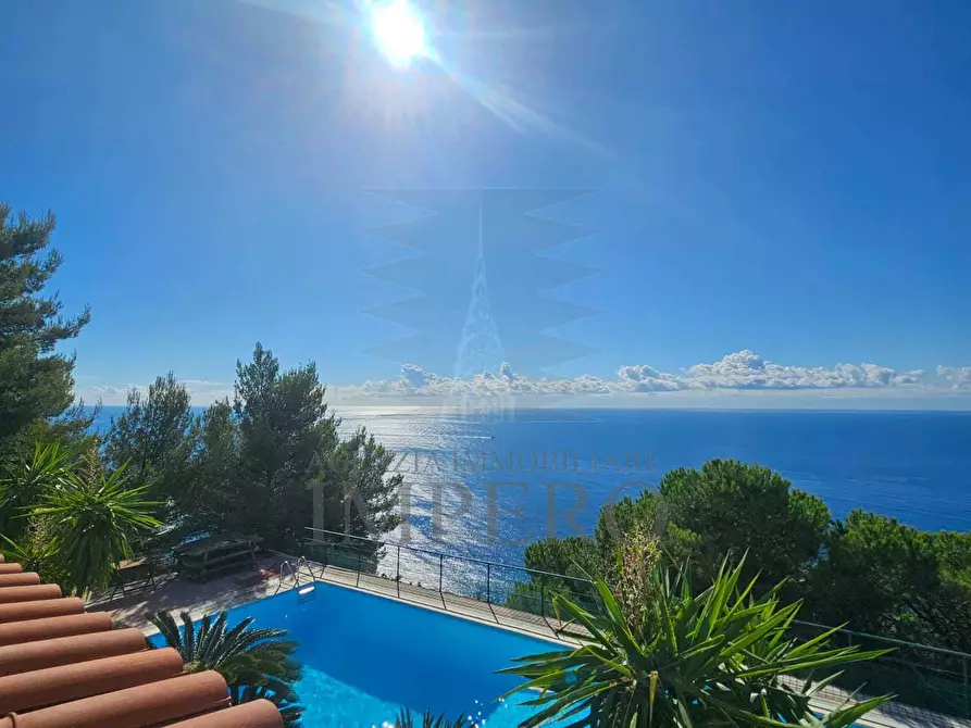 Immagine 45 di Villa in vendita  in Via Woronof a Ventimiglia