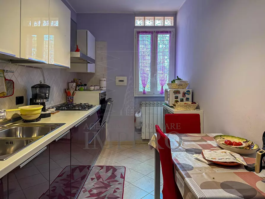 Immagine 5 di Villa in vendita  in Via del Commercio 1 a Camporosso