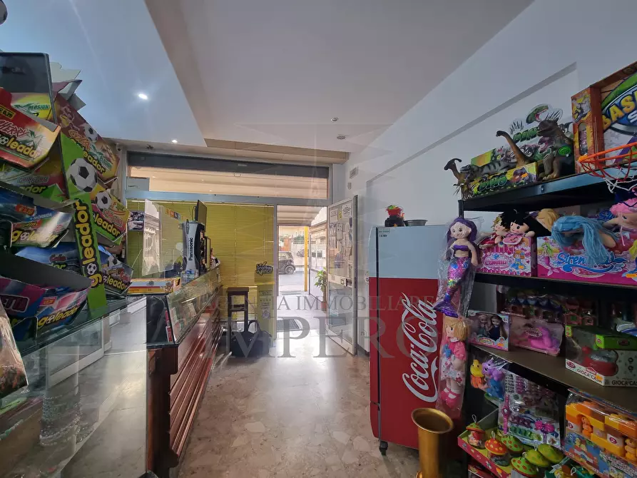 Immagine 8 di Tabaccheria in vendita  in Via Dante Alighieri 34 a Ventimiglia