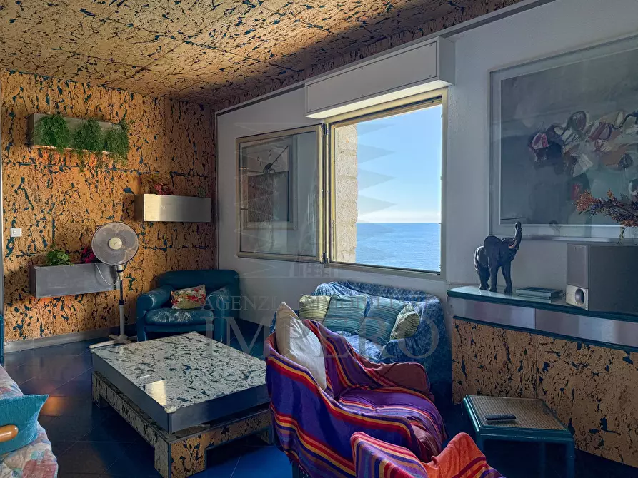 Immagine 9 di Pentalocale in vendita  in Corso Mentone 79 a Ventimiglia