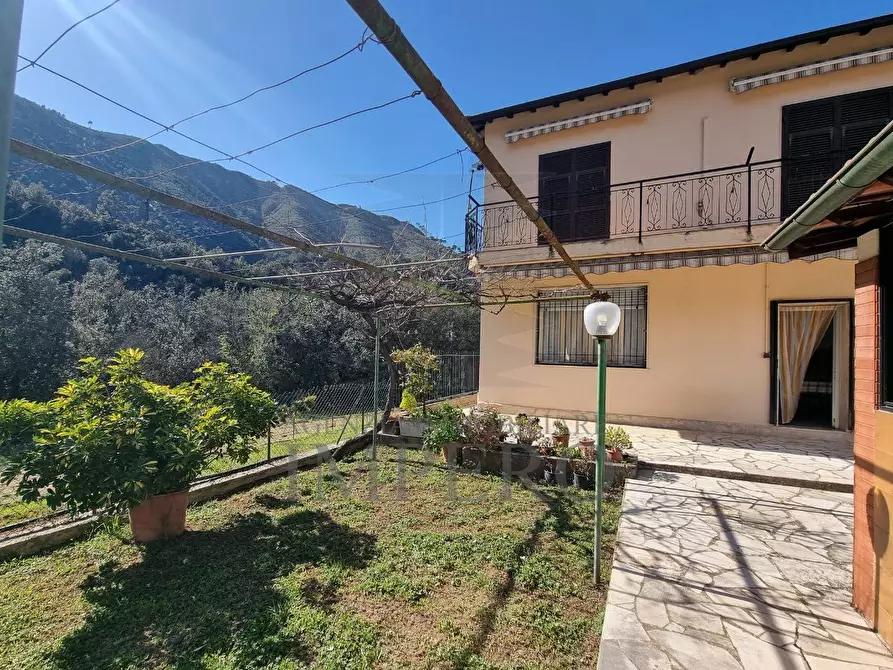 Immagine 1 di Casa bifamiliare in vendita  in Via Nazionale 20 a Airole