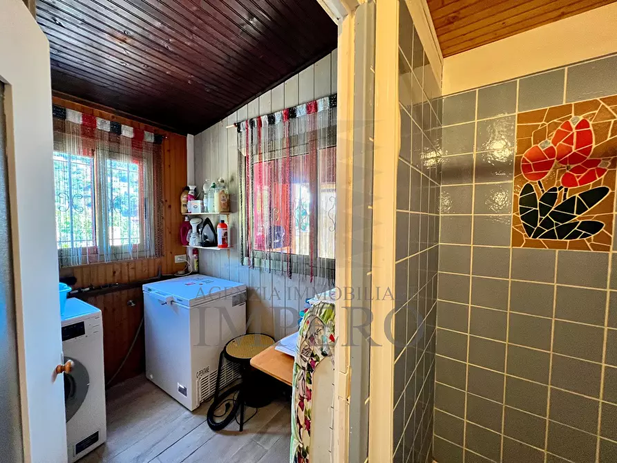 Immagine 51 di Villa in vendita  in Via delle Ginestre 8 a Ventimiglia