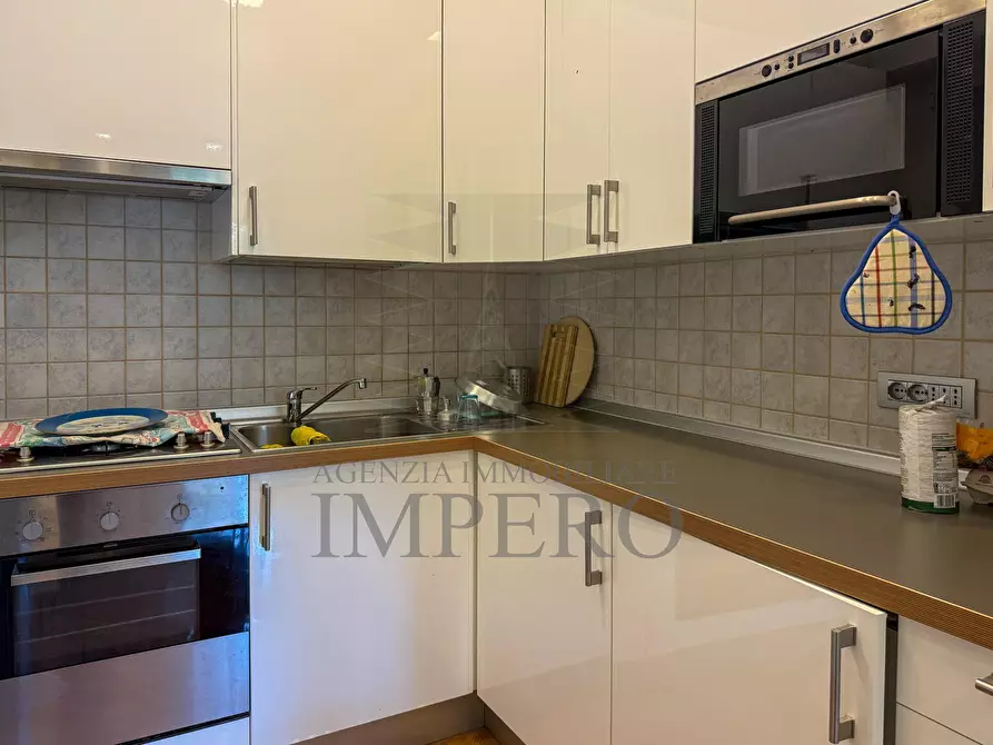 Immagine 2 di Quadrilocale in vendita  in Via Enzo Verrando 10 a Bordighera