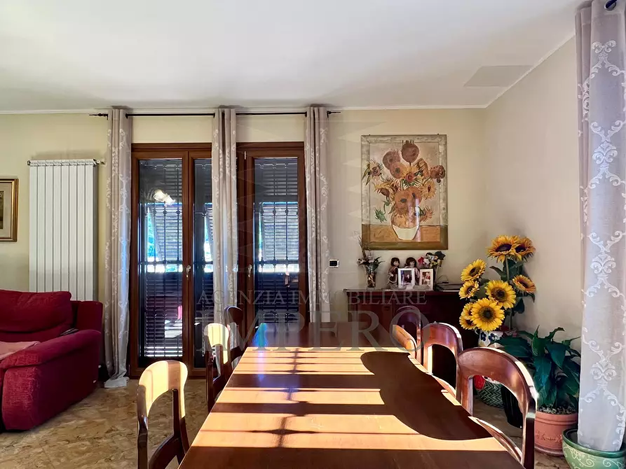 Immagine 13 di Villa in vendita  in Corso della Repubblica a Camporosso