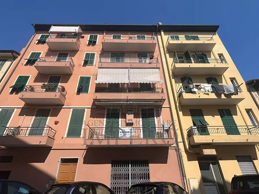 Immagine 16 di Bilocale in vendita  in Via Cristoforo Colombo 9 a Ventimiglia