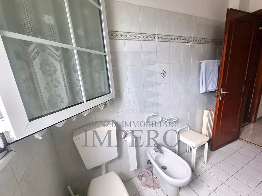 Immagine 39 di Quadrilocale in vendita  in Via Gallardi 133 a Ventimiglia
