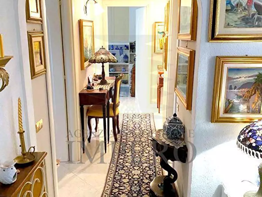 Immagine 11 di Quadrilocale in vendita  in Via Eugenio Montale a Ventimiglia