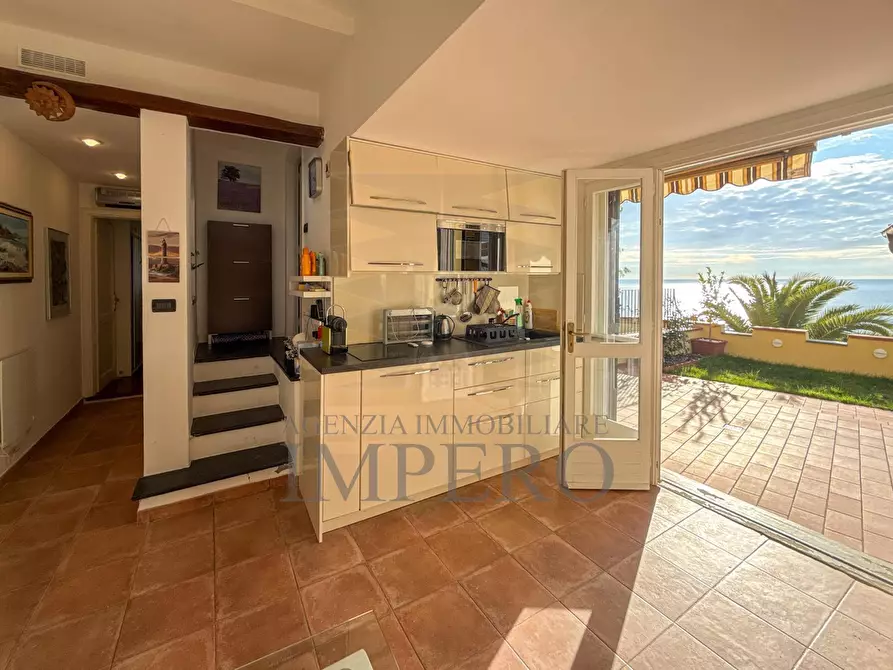 Immagine 11 di Bilocale in vendita  in Via giuseppe verdi 10 a Ventimiglia