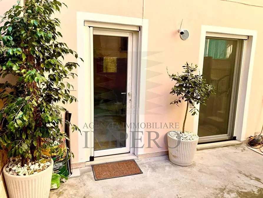 Immagine 3 di Casa indipendente in vendita  in Via Sottoconvento 18E a Ventimiglia