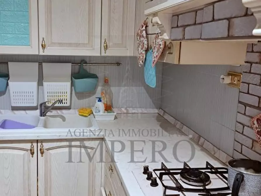 Immagine 10 di Quadrilocale in vendita  in Via San Secondo 13 a Ventimiglia