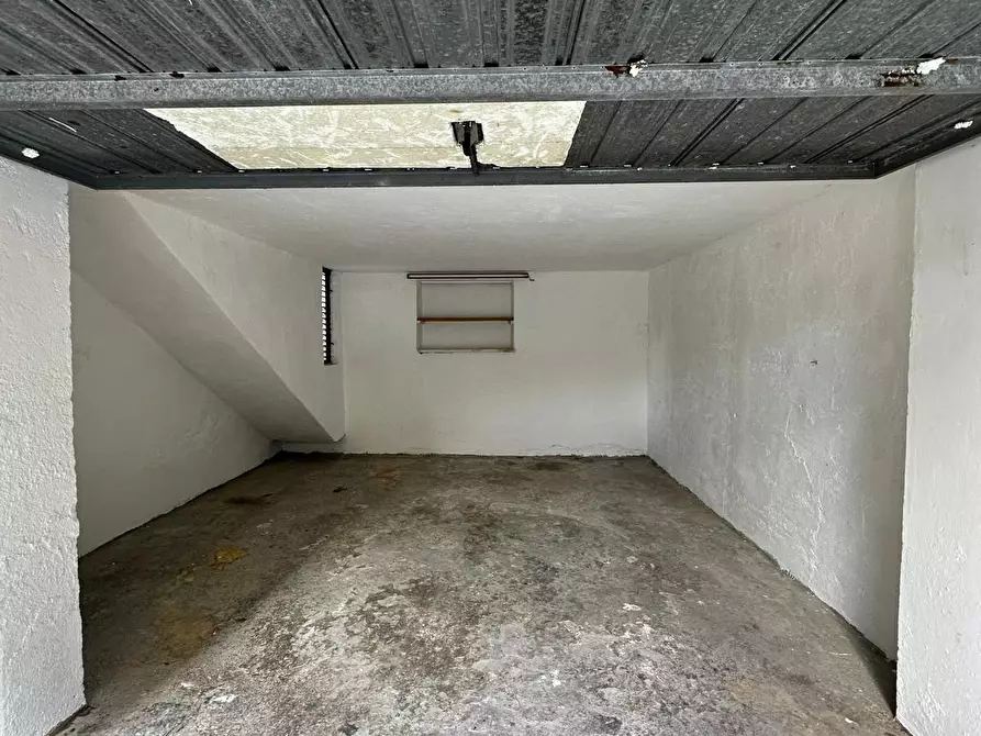 Immagine 3 di Garage in affitto  a Francavilla Al Mare