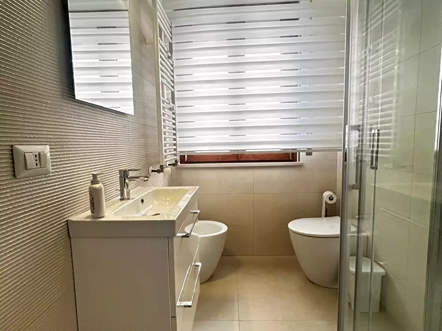 Immagine 16 di Bilocale in affitto  a Francavilla Al Mare