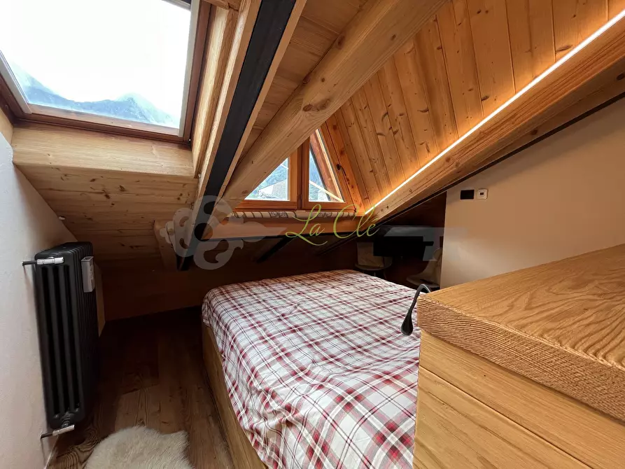 Immagine 16 di Trilocale in affitto  a Courmayeur