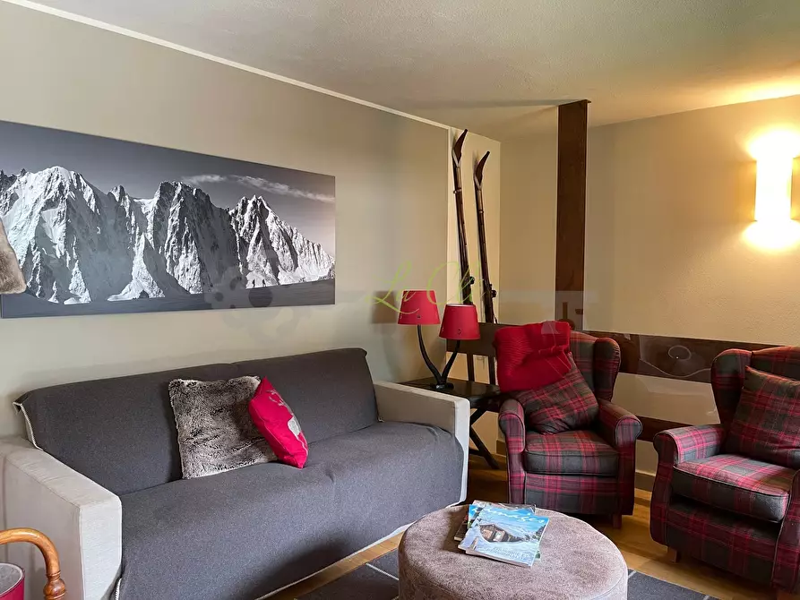 Immagine 3 di Trilocale in affitto  in Via Col Ferret 6 a Courmayeur