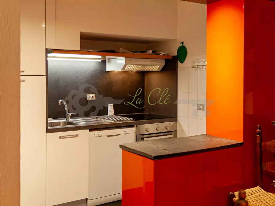 Immagine 6 di Quadrilocale in affitto  a Pre'-Saint-Didier