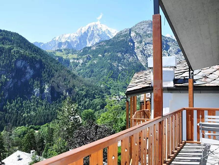 Immagine 24 di Quadrilocale in affitto  in Route de Verrand 10 a Pre'-Saint-Didier