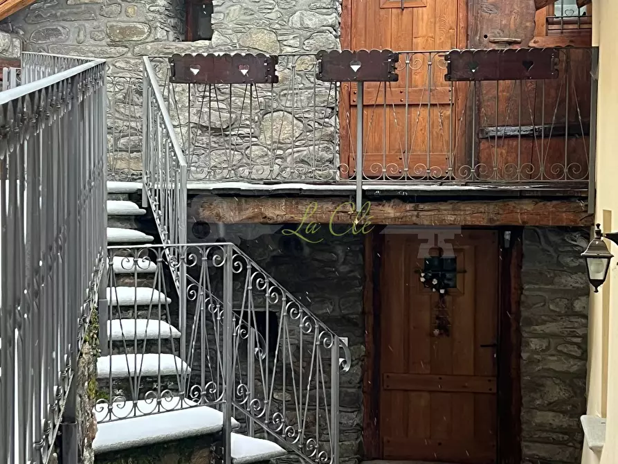Immagine 27 di Quadrilocale in vendita  a Courmayeur