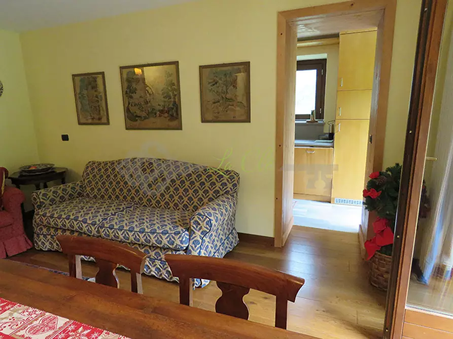Immagine 3 di Quadrilocale in affitto  in Regione Belvedere 4 a Courmayeur