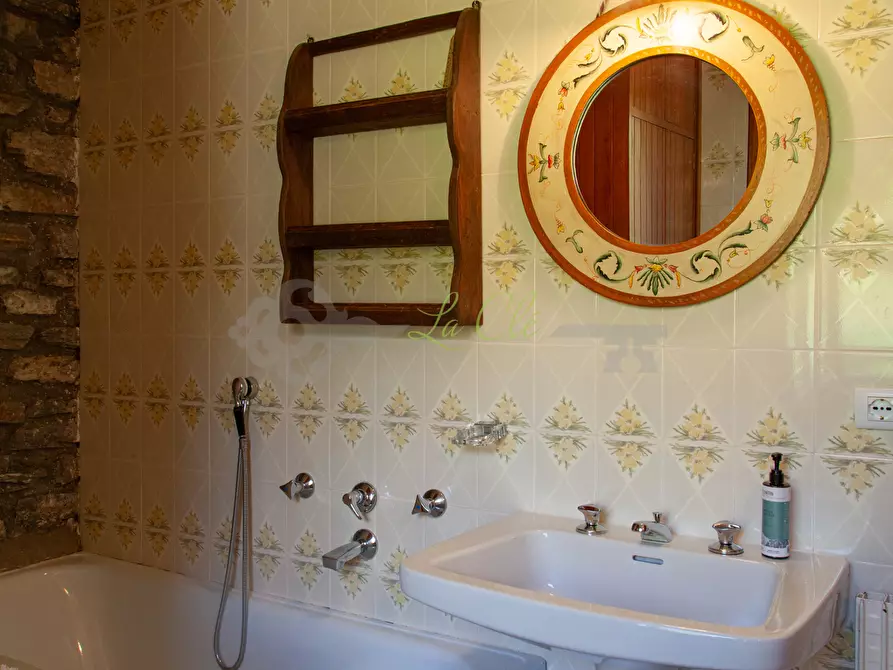 Immagine 15 di Quadrilocale in affitto  in Avenue Dent du Geant 31 a Pre'-Saint-Didier