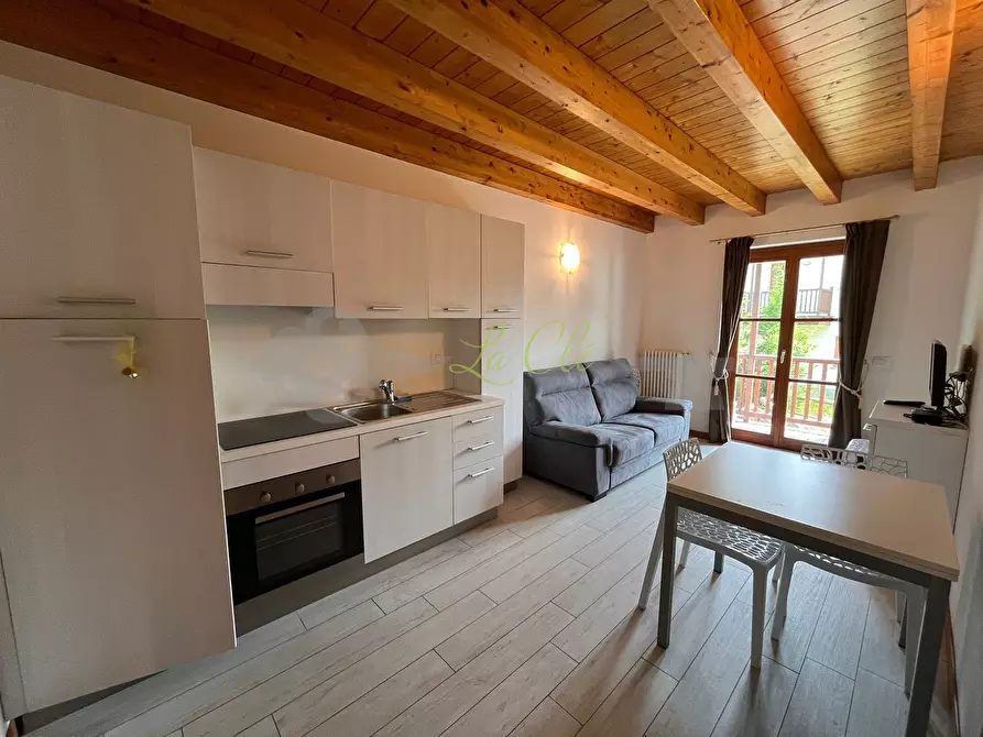 Immagine 1 di Bilocale in vendita  in Viale Allée de la Gare snc a Pre'-Saint-Didier