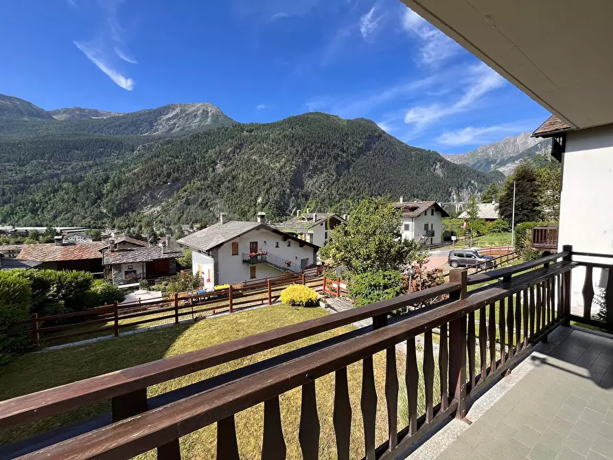 Immagine 7 di Bilocale in affitto  a Morgex