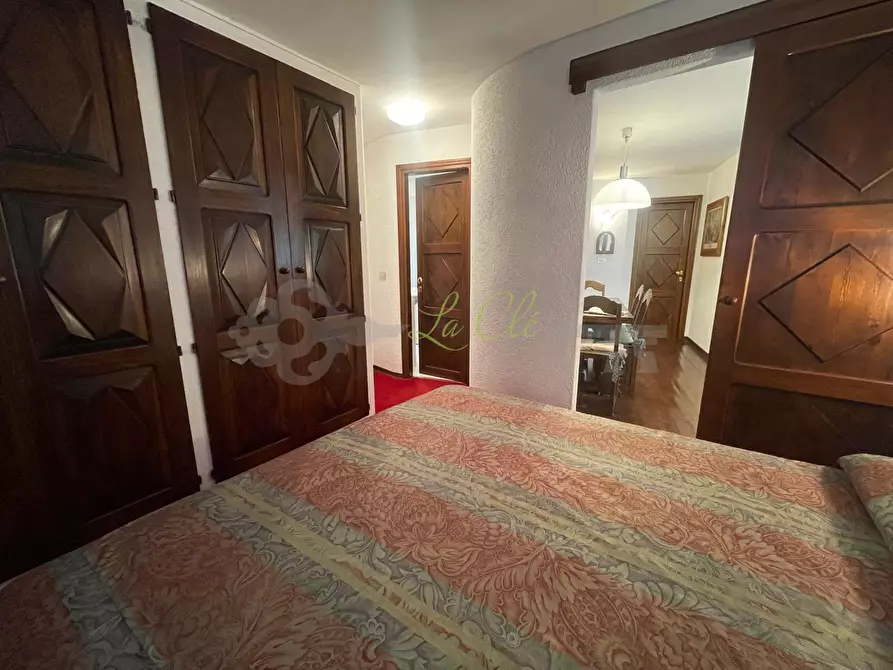 Immagine 8 di Trilocale in affitto  a Courmayeur