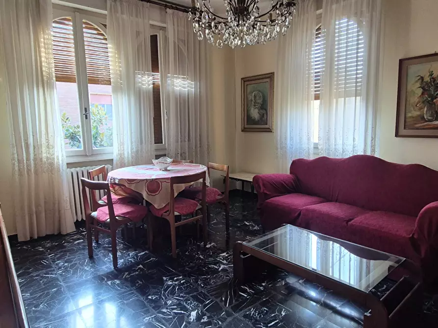 Immagine 3 di Porzione di casa in vendita  in via casoli a Modena