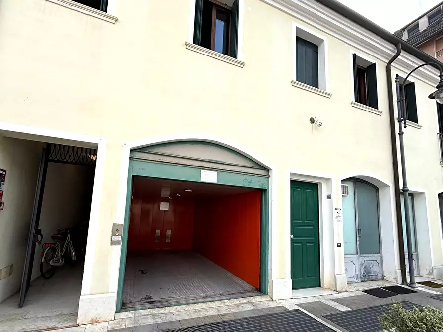 Immagine 14 di Trilocale in vendita  in Via Silvestri 15/P a Rovigo