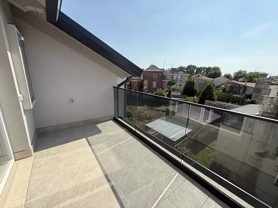 Immagine 14 di Attico in vendita  in Via Domenico Piva a Rovigo