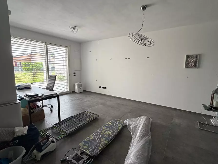 Immagine 17 di Porzione di casa in vendita  a Rovigo