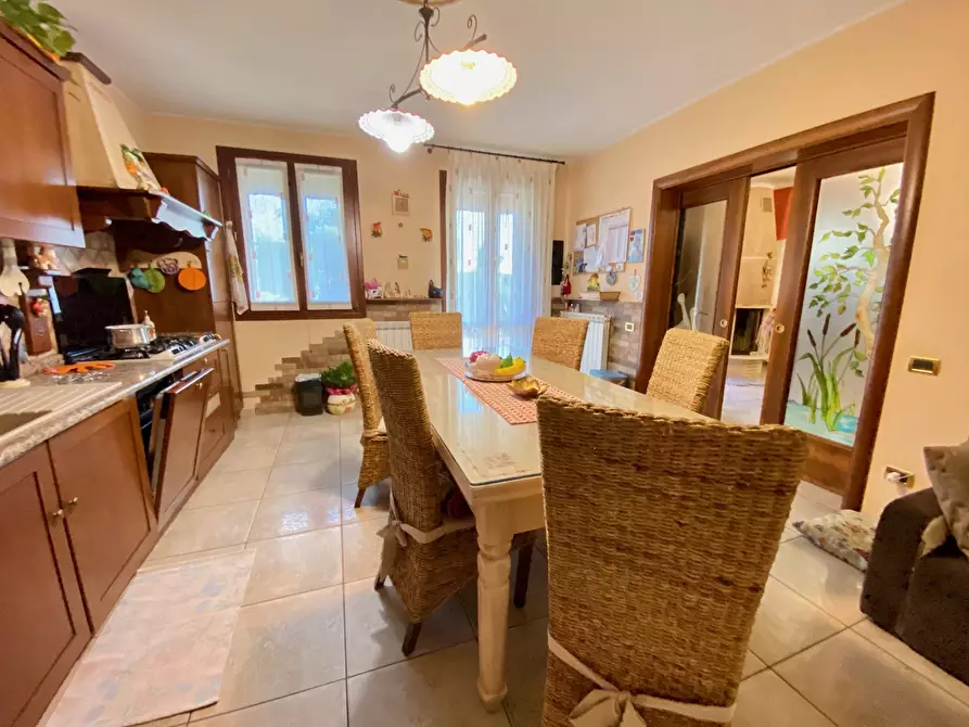 Immagine 13 di Casa bifamiliare in vendita  in Via Marco Polo a Guarda Veneta