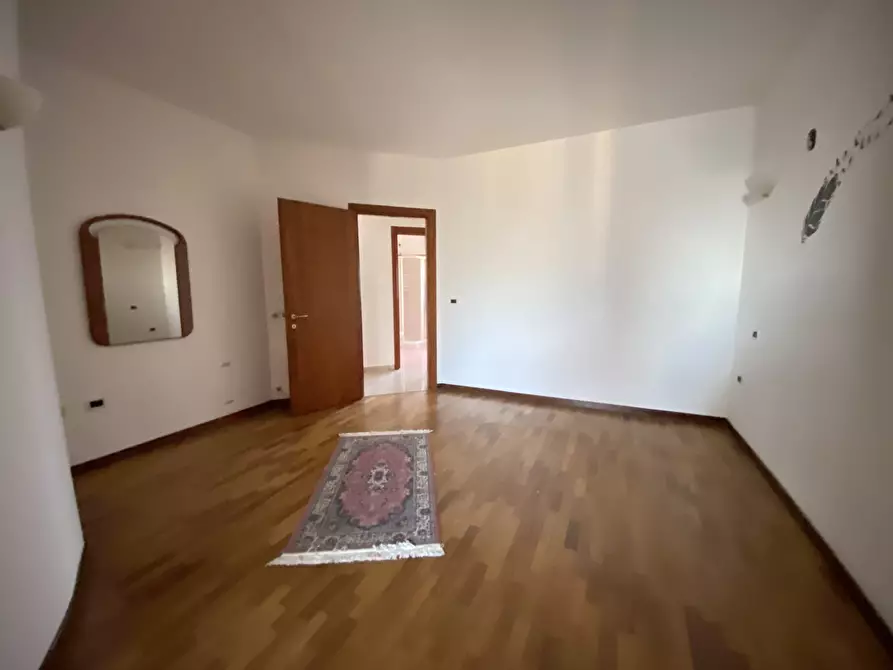 Immagine 9 di Trilocale in vendita  in via zara a Porto Viro