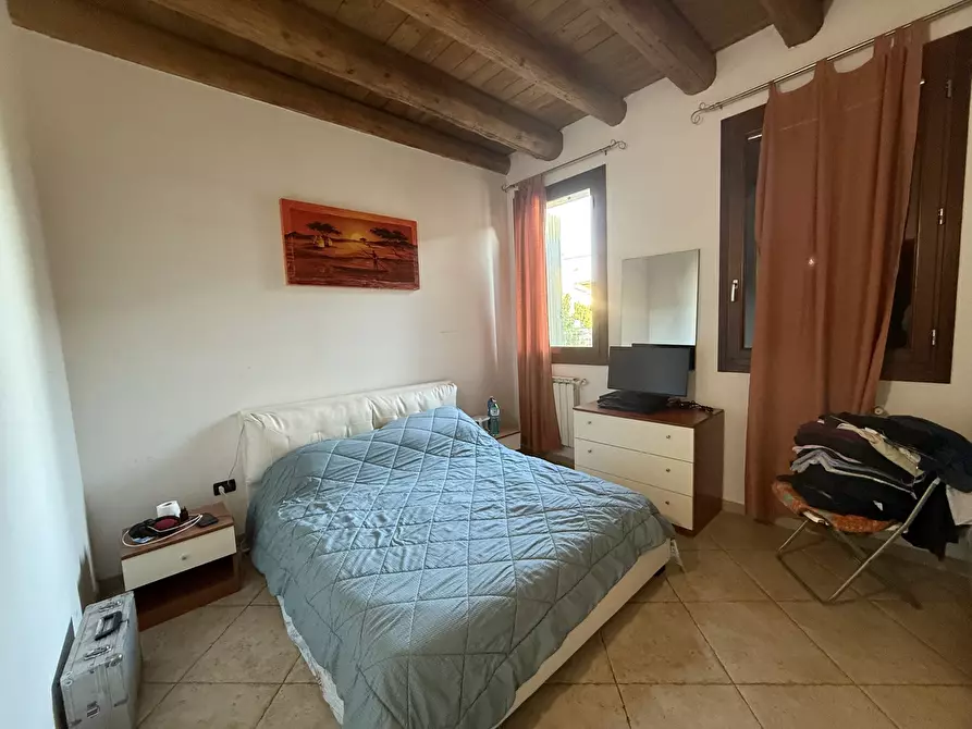 Immagine 8 di Bilocale in vendita  in Via Girolamo Savonarola 131 a Rovigo