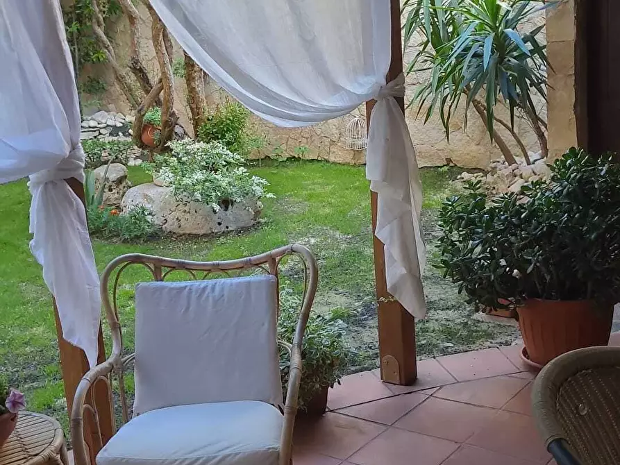Immagine 13 di Villa in vendita  in Via Angelo Michele Pesce 62 a Casamassima