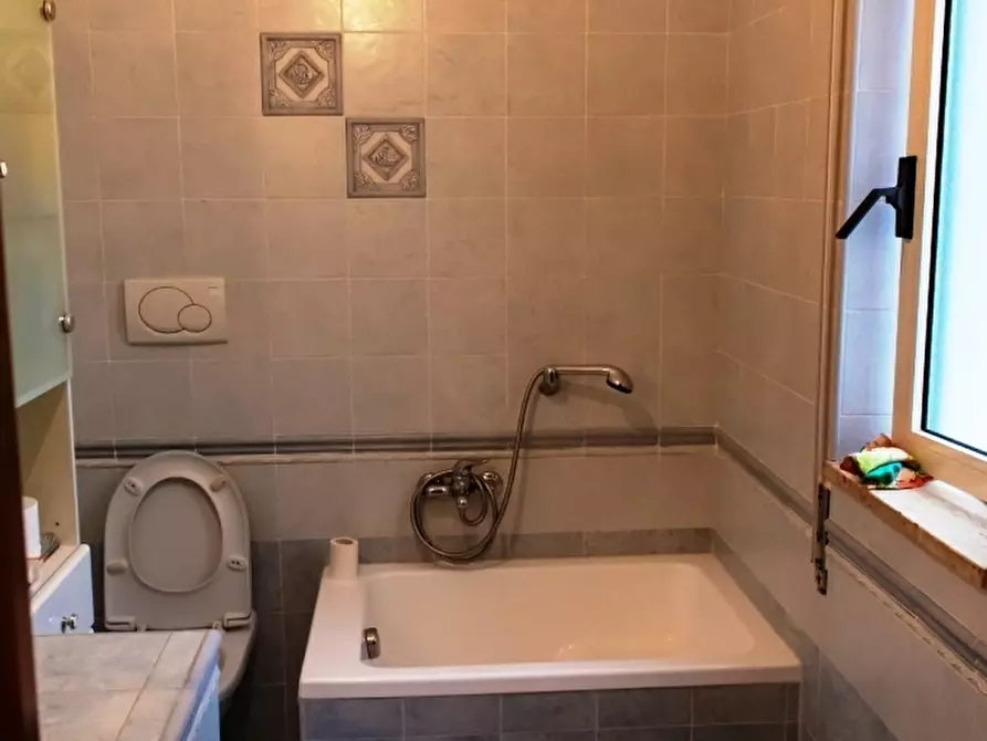 Immagine 7 di Appartamento in vendita  in Via Nicola Mitolo 17 a Bari