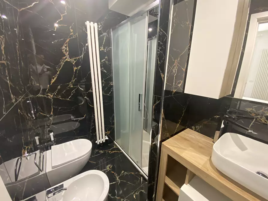 Immagine 7 di Villa in vendita  in Viale dei pini B/2B a Noicattaro