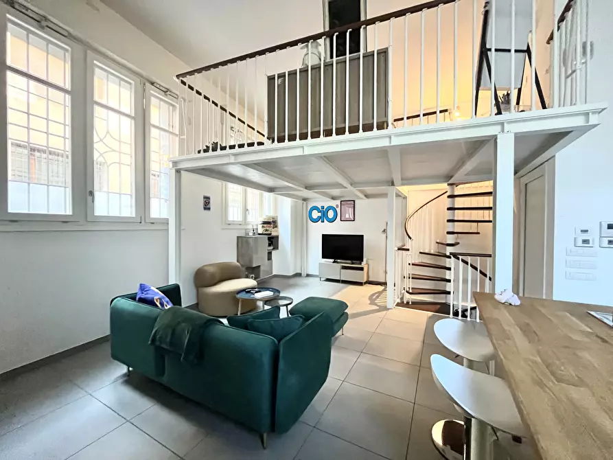 Immagine 2 di Locale commerciale in vendita  a Bologna