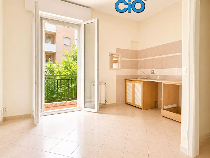 Immagine 3 di Appartamento in vendita  a Bologna