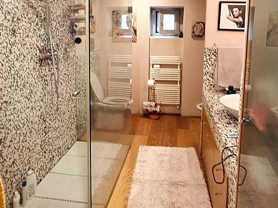 Immagine 9 di Pentalocale in vendita  in Nave Centro a Nave