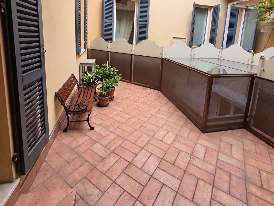 Immagine 1 di Quadrilocale in vendita  in Corso Martiri della Libertà a Brescia